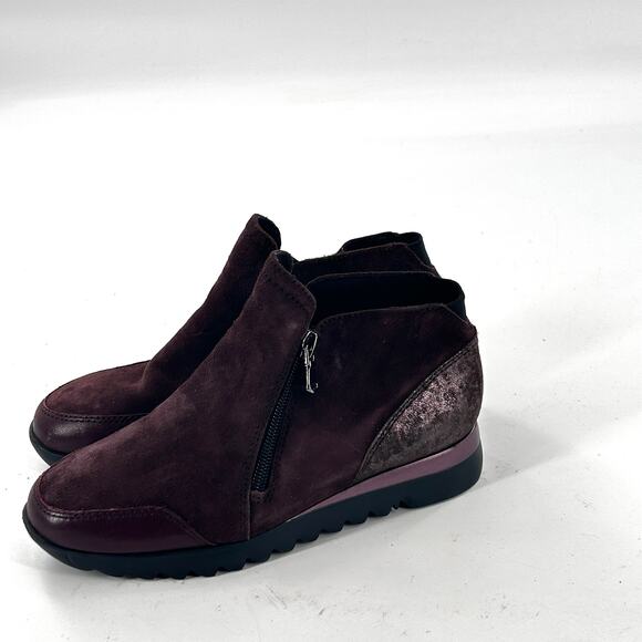 Munro Danika Sneaker Boots 5 Burgundy Red NWOT Ankle Booties Comfort Wedge Zip - Picture 2 of 7